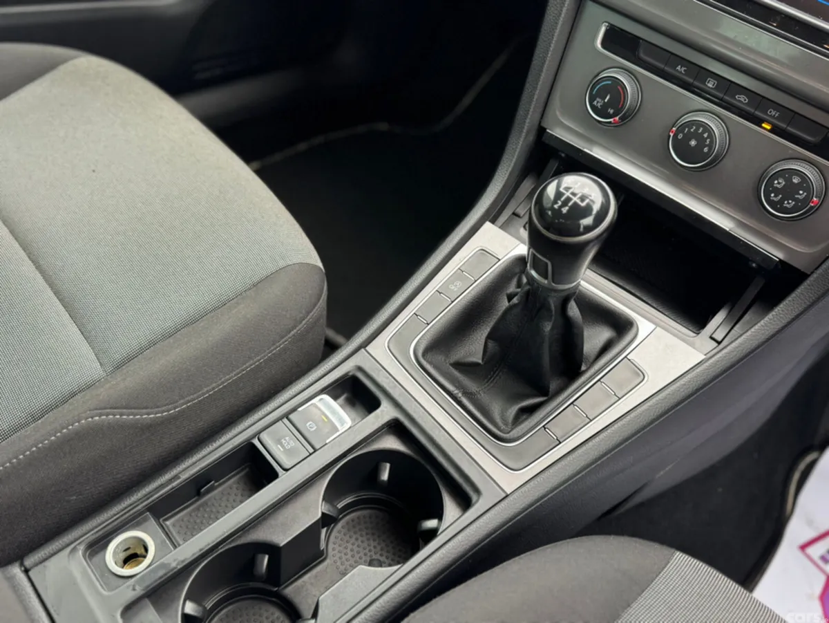 Volkswagen Golf Hatchback, Diesel, 2017, Blue