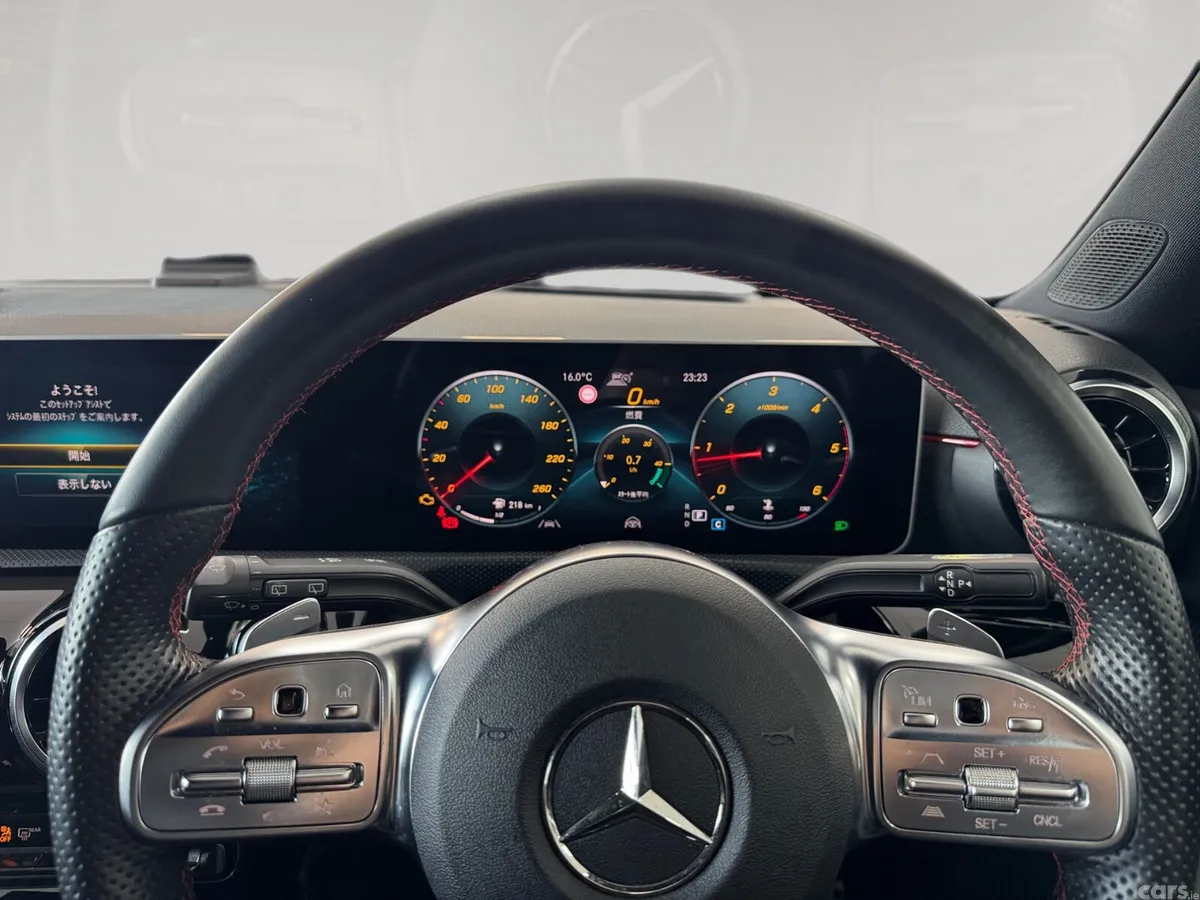 Mercedes-Benz A-Class Hatchback, Diesel, 2019, White