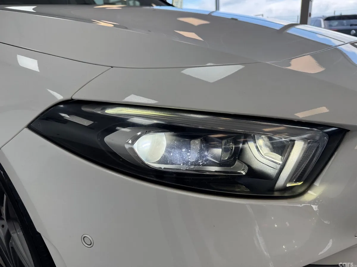 Mercedes-Benz A-Class Hatchback, Diesel, 2019, White