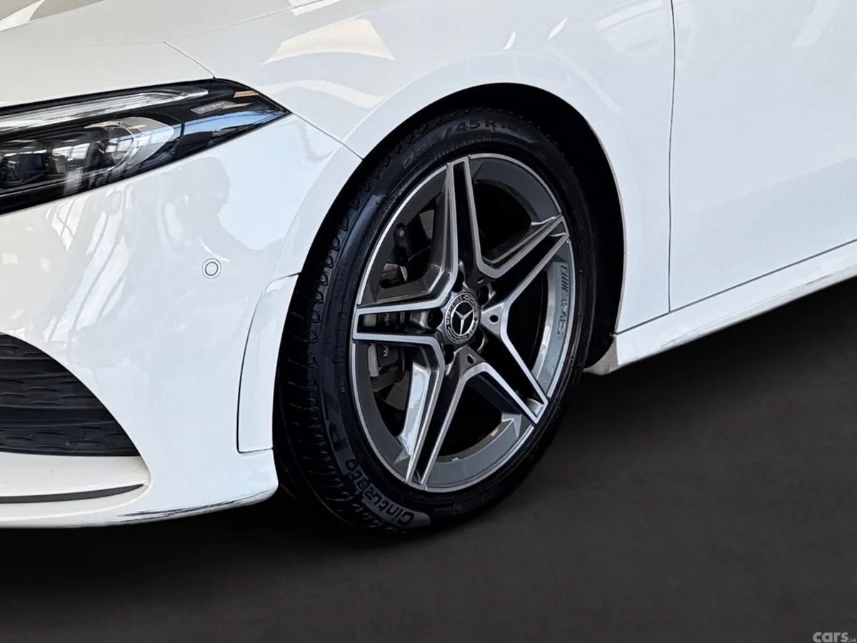 Mercedes-Benz A-Class Hatchback, Diesel, 2019, White