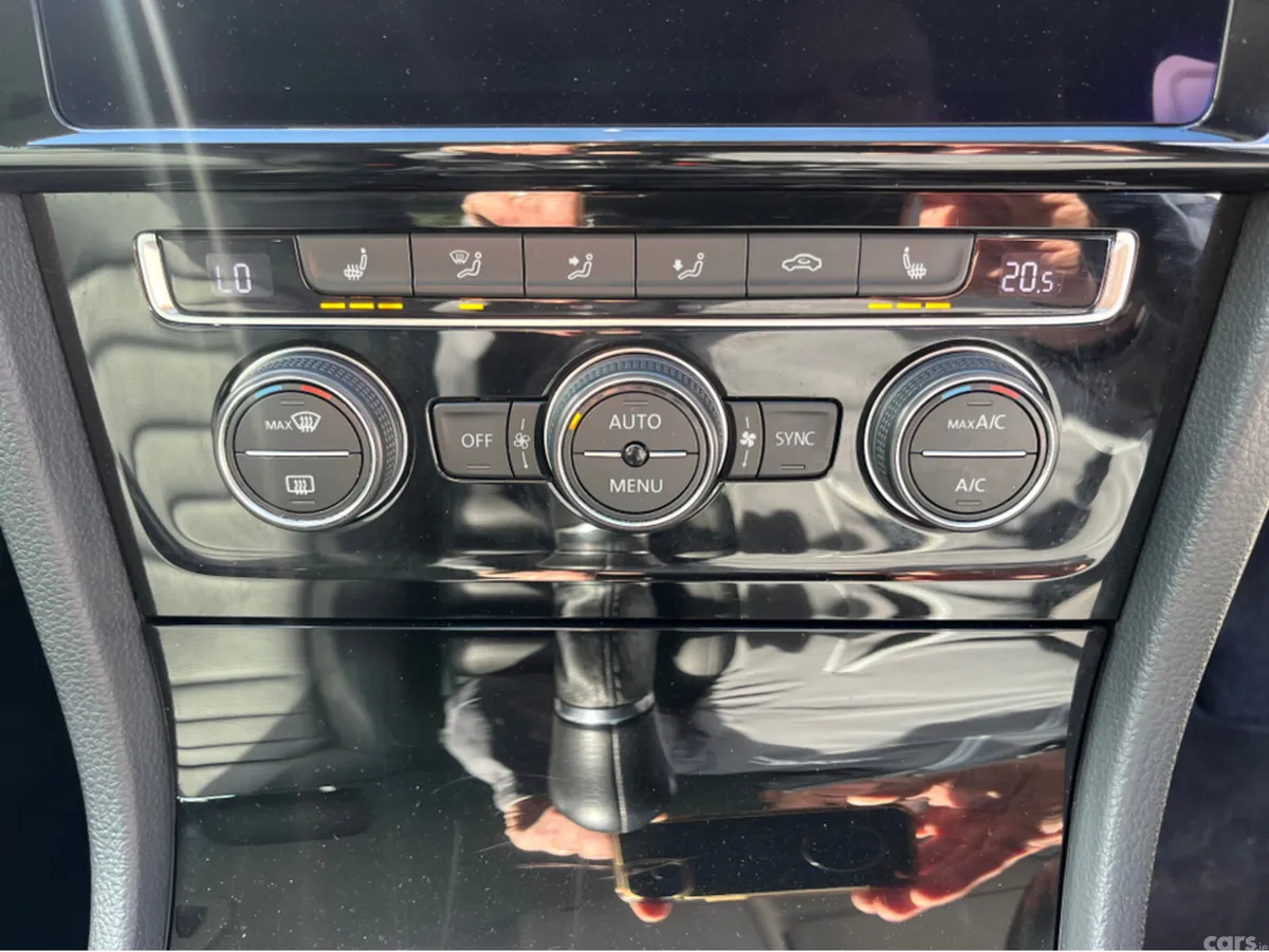 Volkswagen Golf Hatchback, Diesel, 2020, White