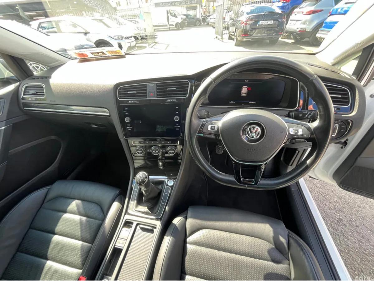 Volkswagen Golf Hatchback, Diesel, 2020, White