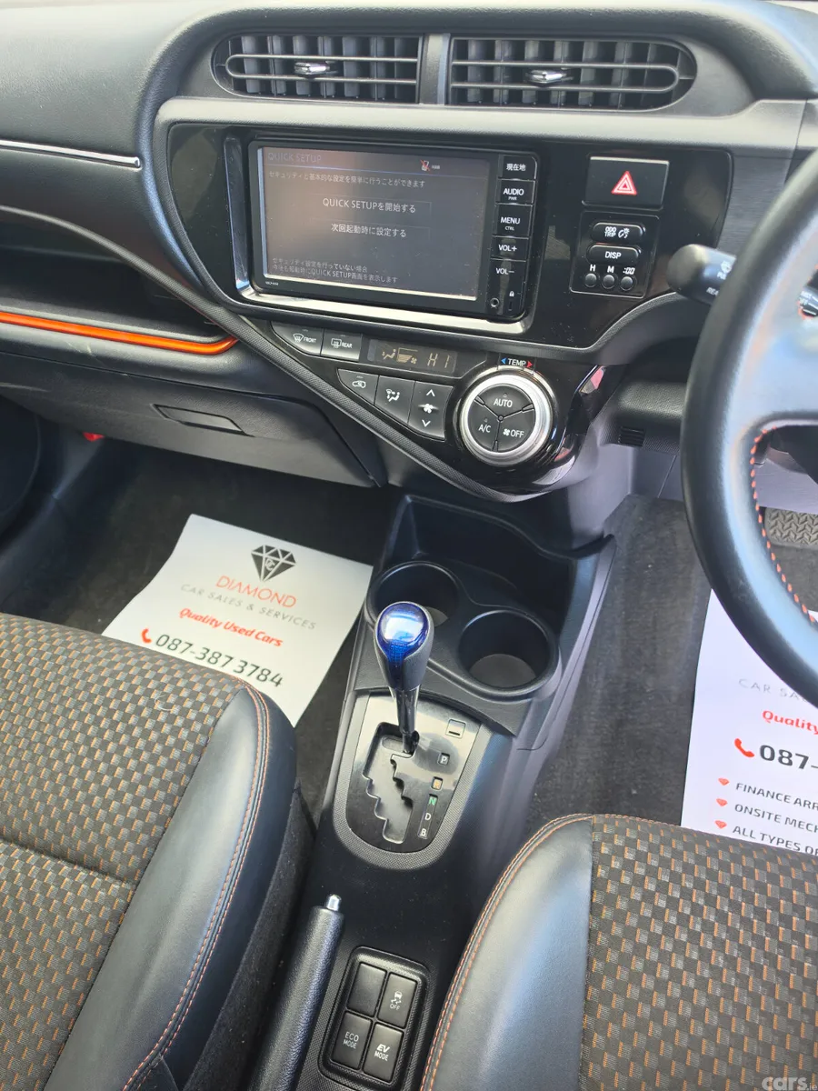 Toyota Aqua Hatchback, Petrol Hybrid, 2015, Blue