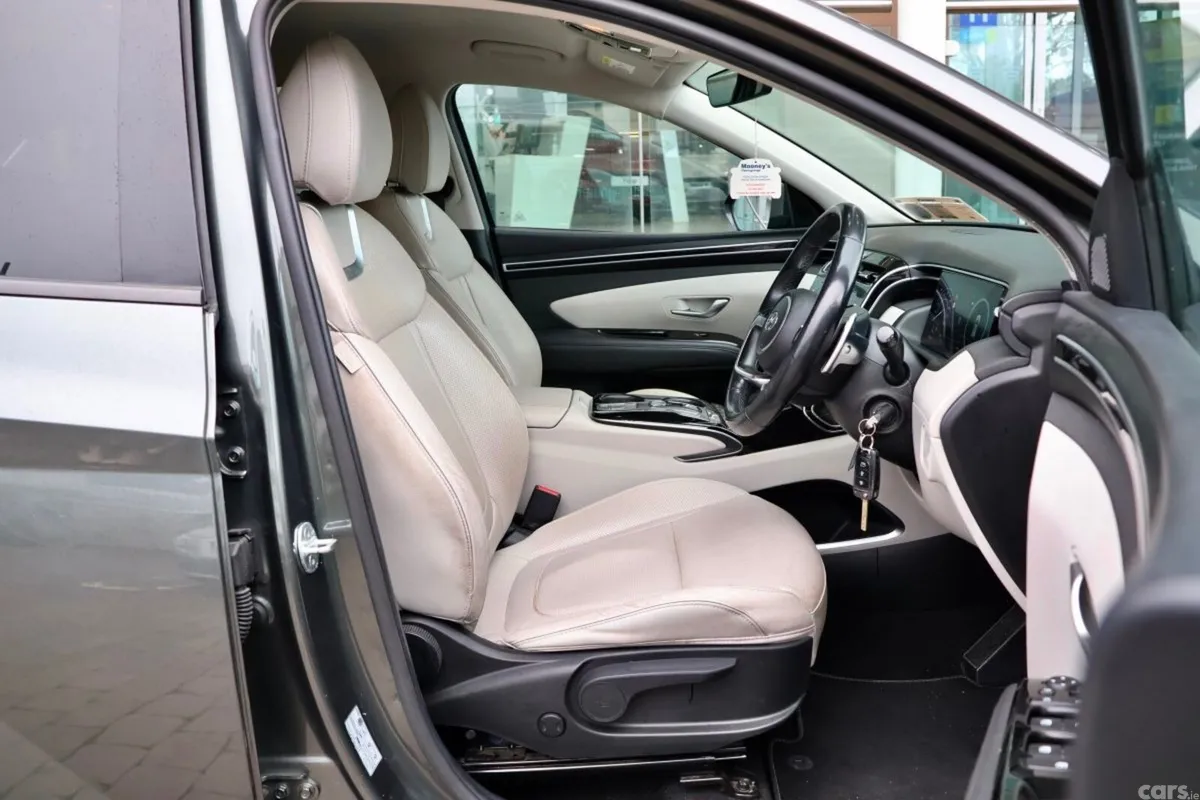 Hyundai Tucson SUV, Petrol Plug-in Hybrid, 2021, Grey