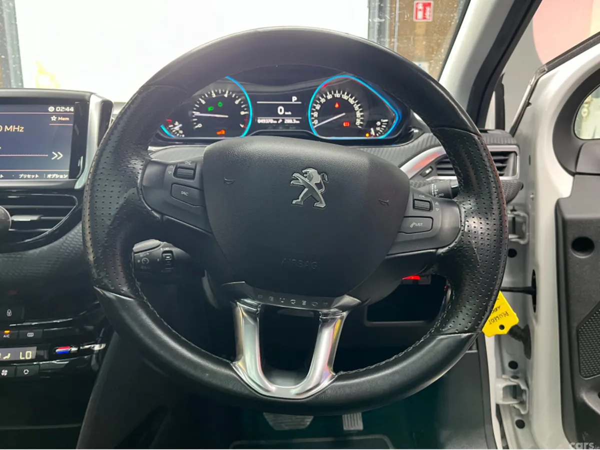 Peugeot 2008 SUV, Petrol, 2020, White