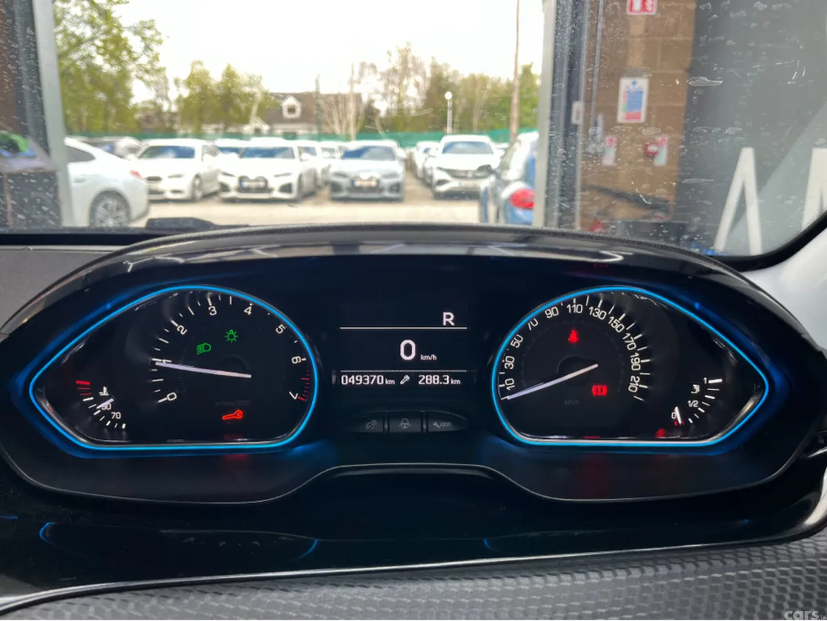 Peugeot 2008 SUV, Petrol, 2020, White