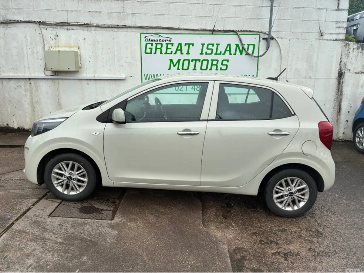 Kia Picanto Hatchback, Petrol, 2023, Yellow