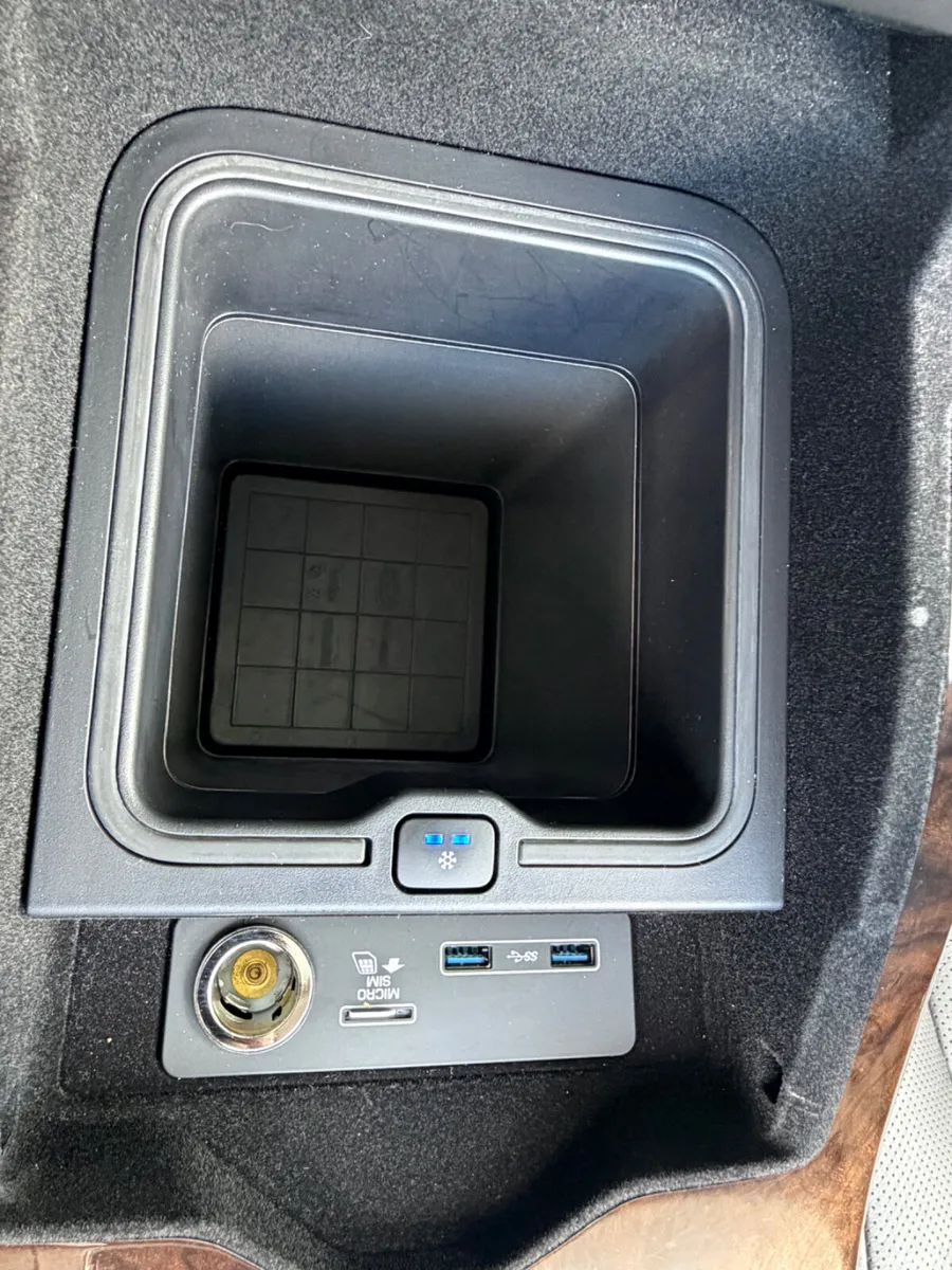 Land Rover Range Rover SUV, Petrol Plug-in Hybrid, 2019, Blue