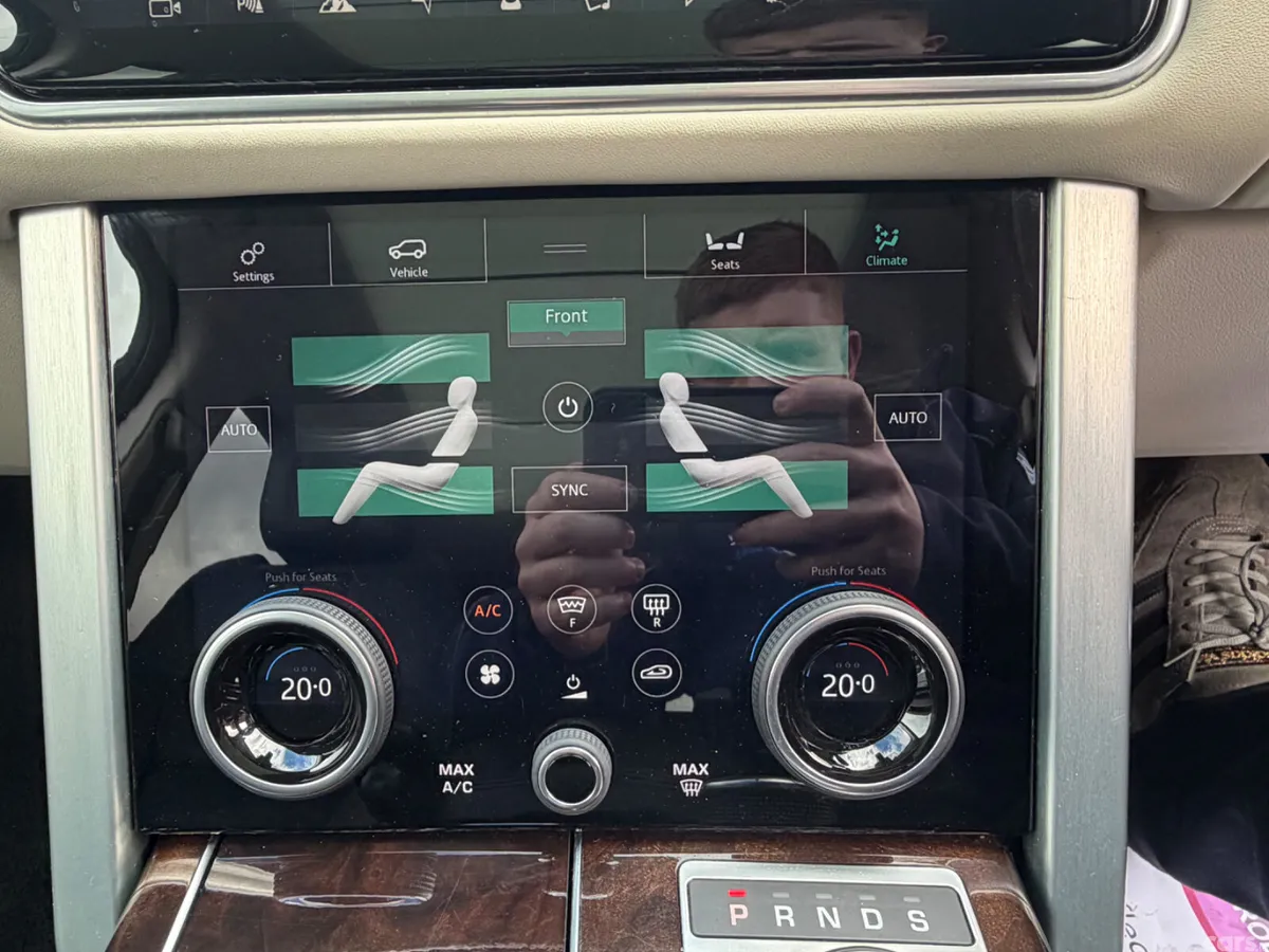 Land Rover Range Rover SUV, Petrol Plug-in Hybrid, 2019, Blue