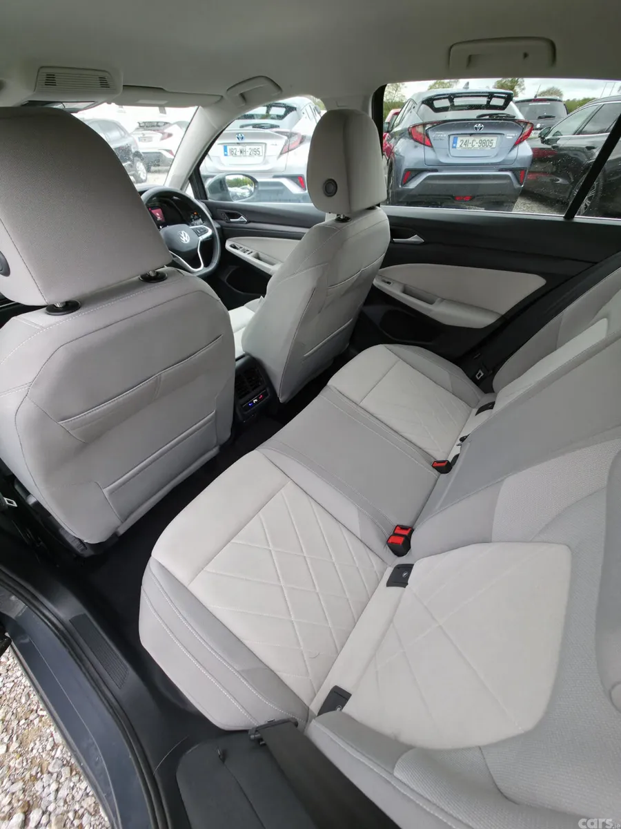 Volkswagen Golf Hatchback, Diesel, 2024, Grey