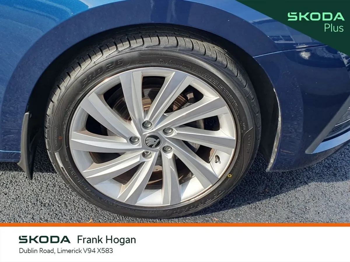 Skoda Octavia Saloon, Diesel, 2024, Blue
