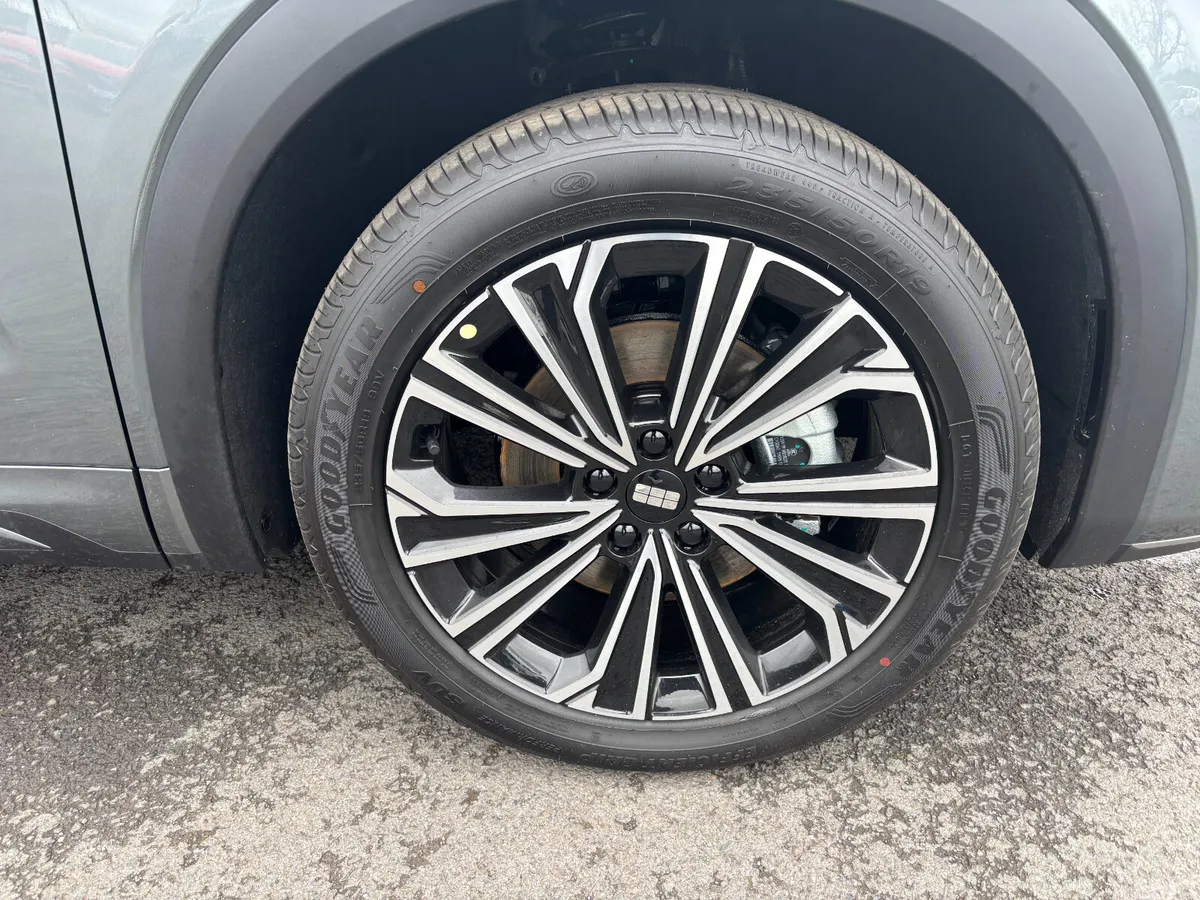 GEELY Starray EM-i SUV, Petrol Plug-in Hybrid, 2026, Grey