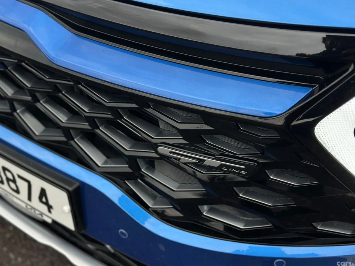 Kia Sportage SUV, Diesel Hybrid, 2025, Blue