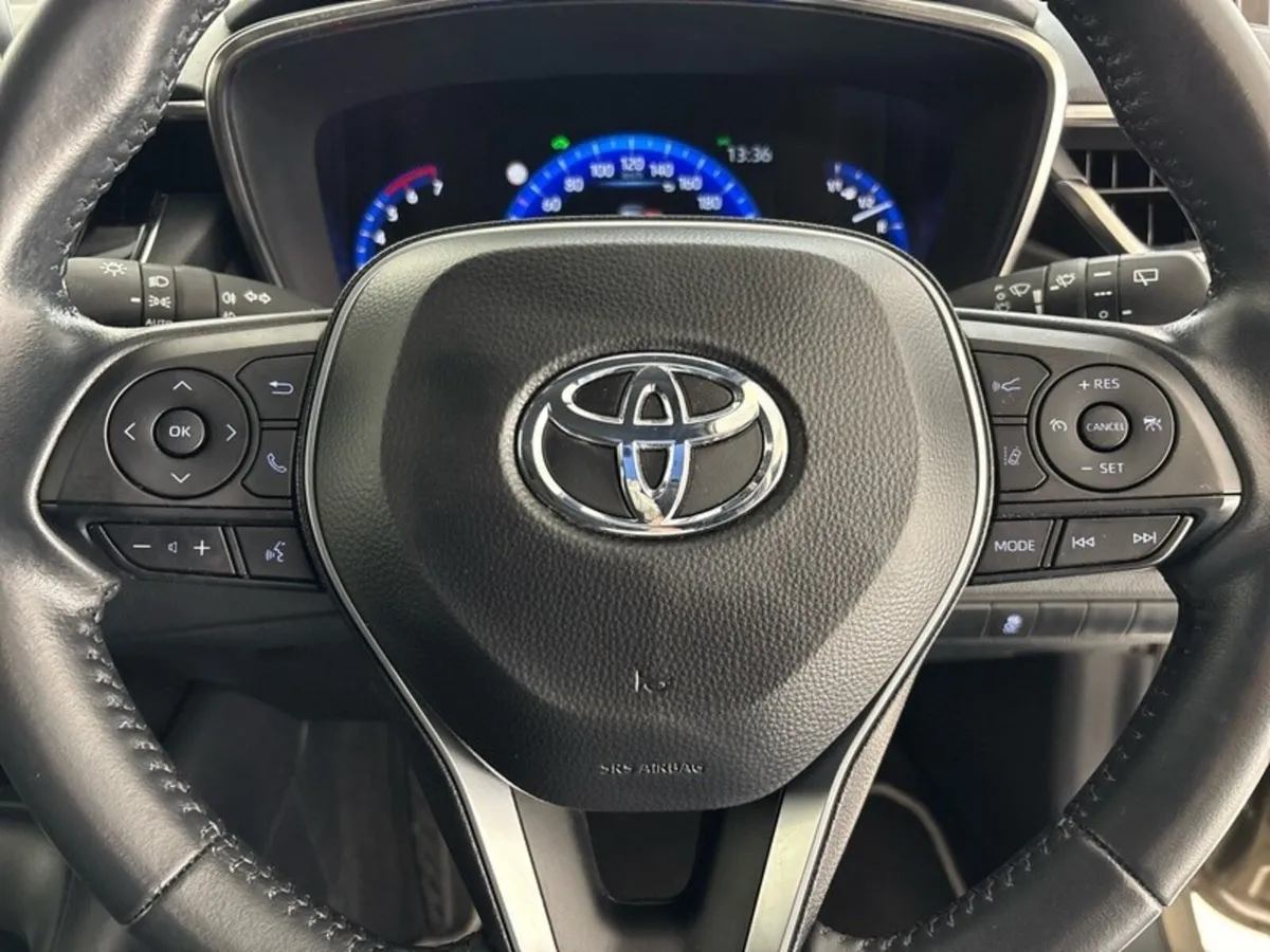 Toyota Corolla Hatchback, Petrol Hybrid, 2023, Bronze