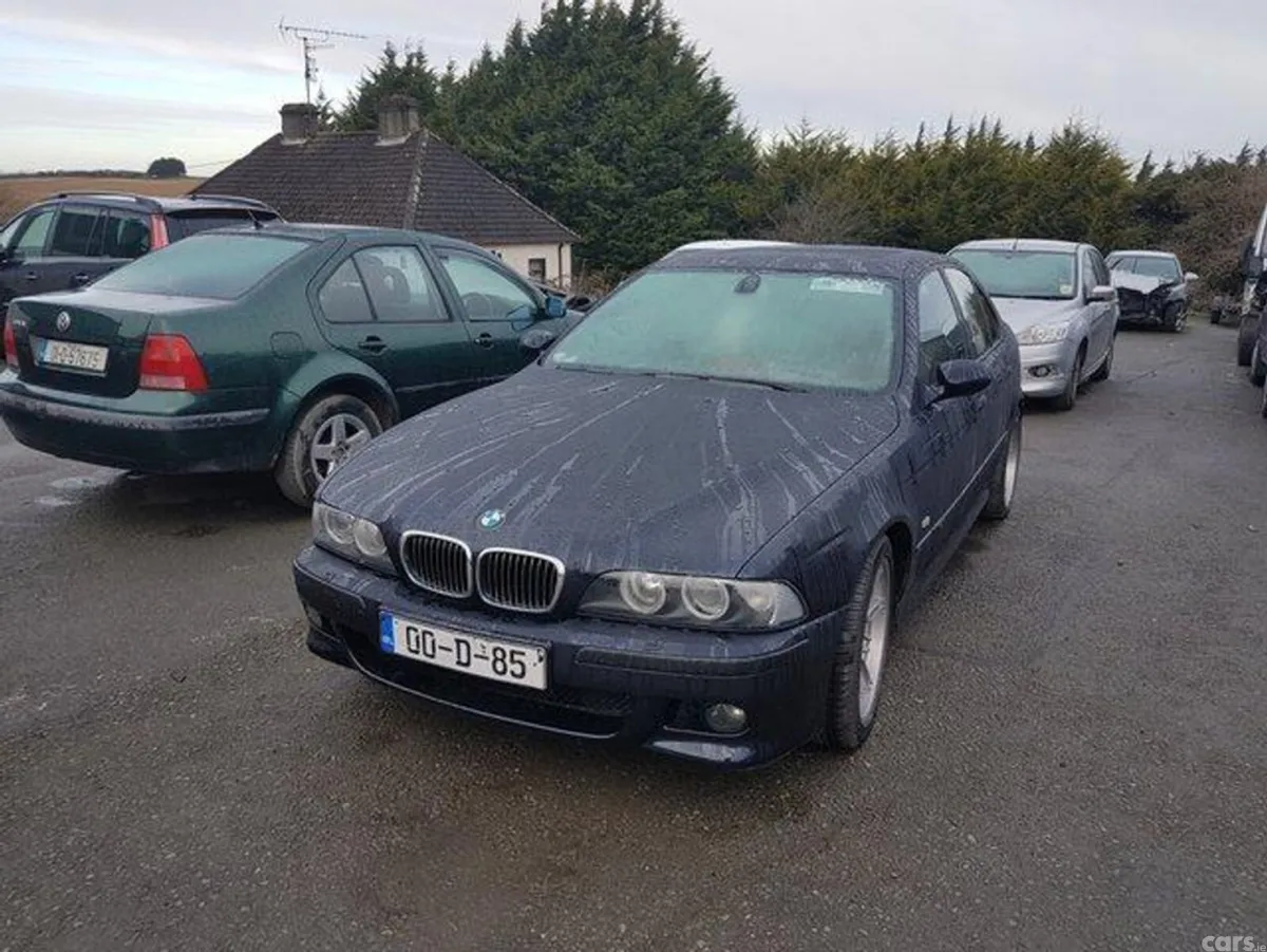 BMW M5 Saloon, Petrol, 2000, Black