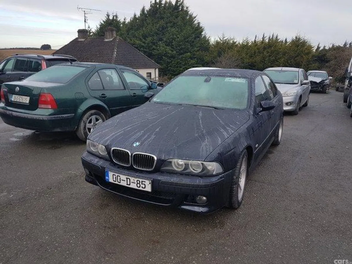 BMW M5 Saloon, Petrol, 2000, Black