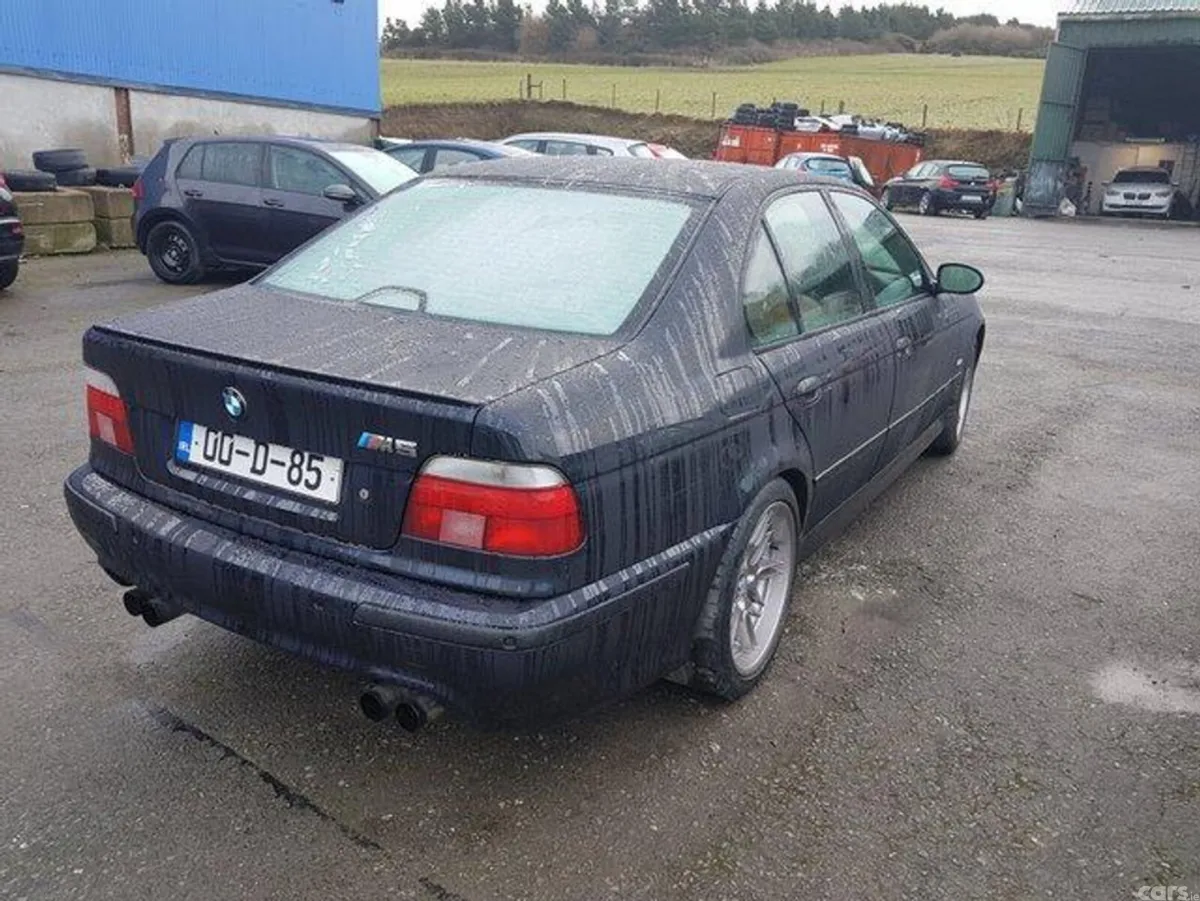 BMW M5 Saloon, Petrol, 2000, Black