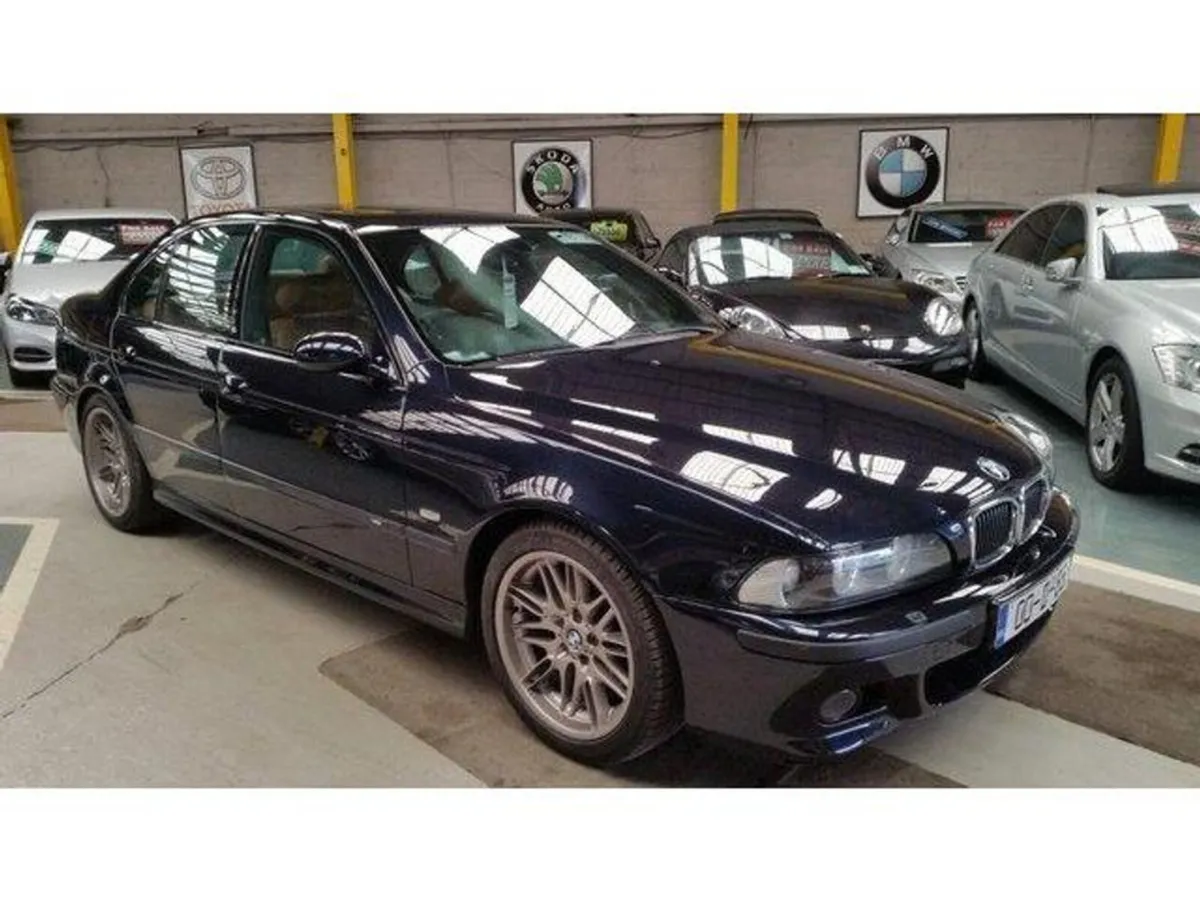 BMW M5 Saloon, Petrol, 2000, Black