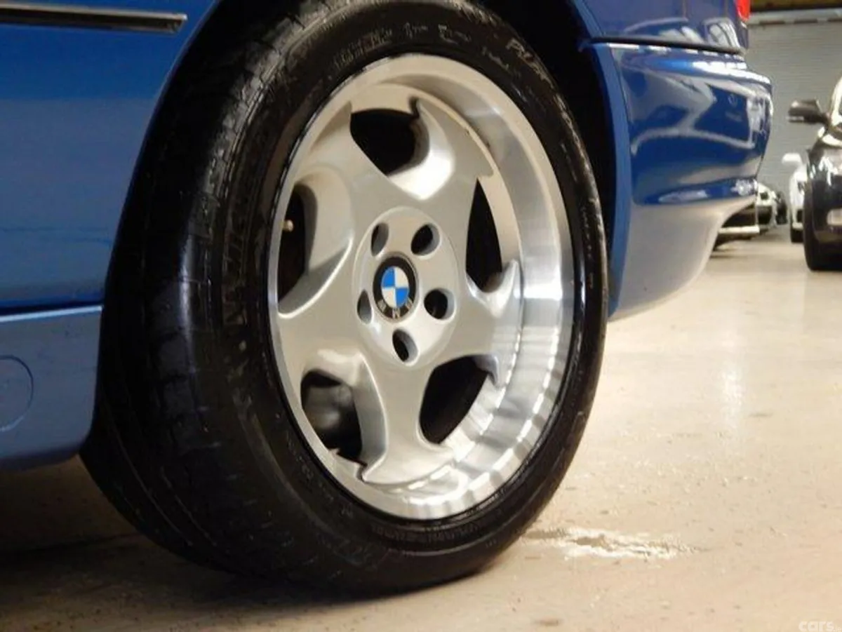BMW 8-Series Coupe, Petrol, 1999, Blue