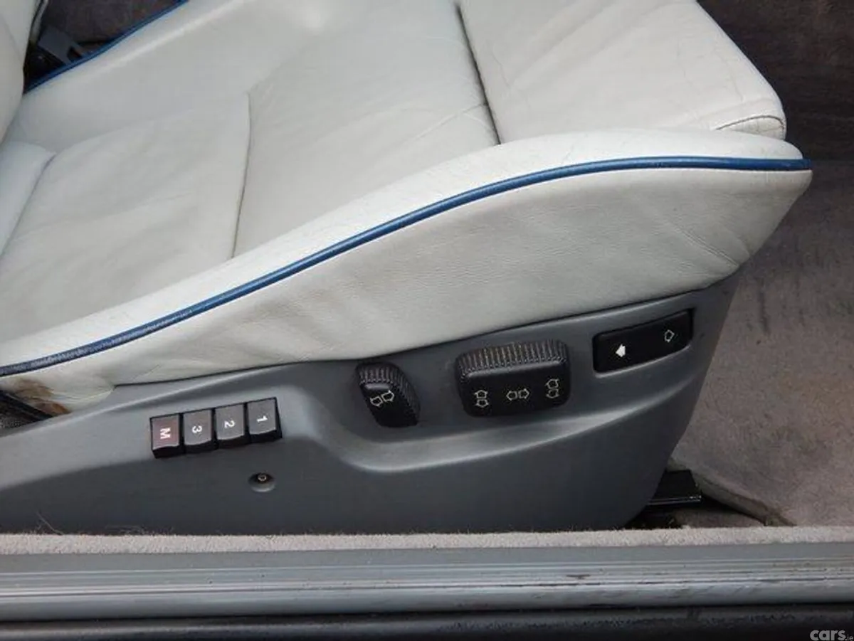 BMW 8-Series Coupe, Petrol, 1999, Blue
