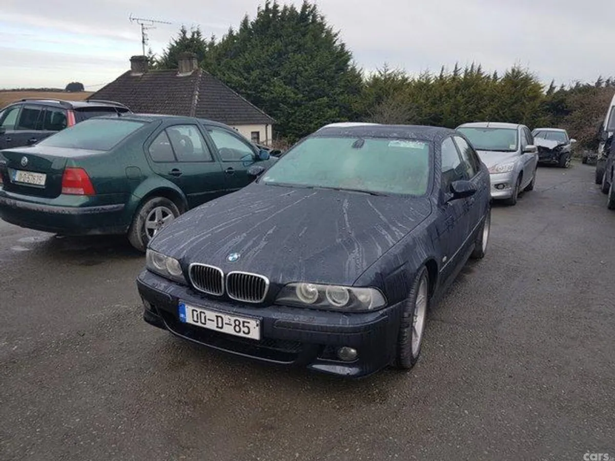 BMW M5 Saloon, Petrol, 2000, Black