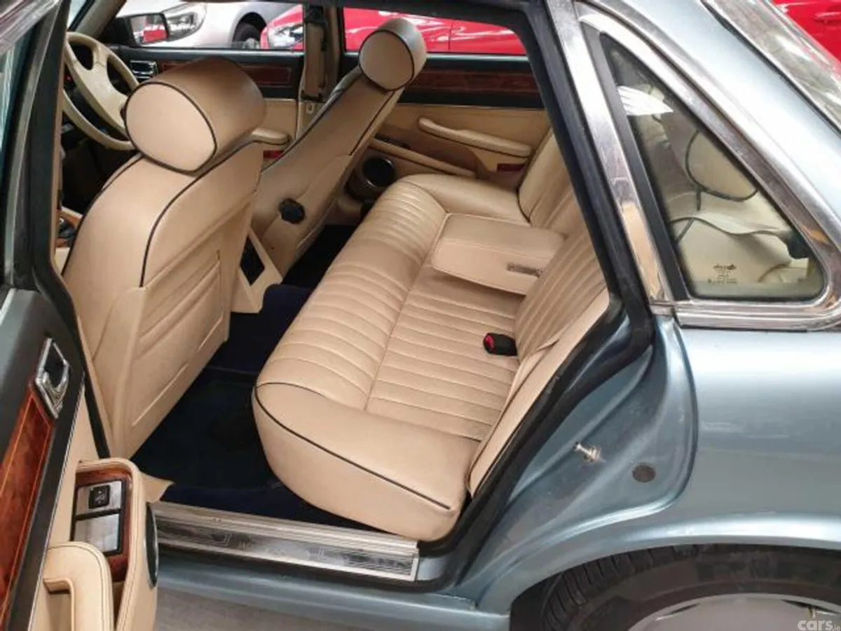 Jaguar XJ Saloon, Petrol, 1990, Blue