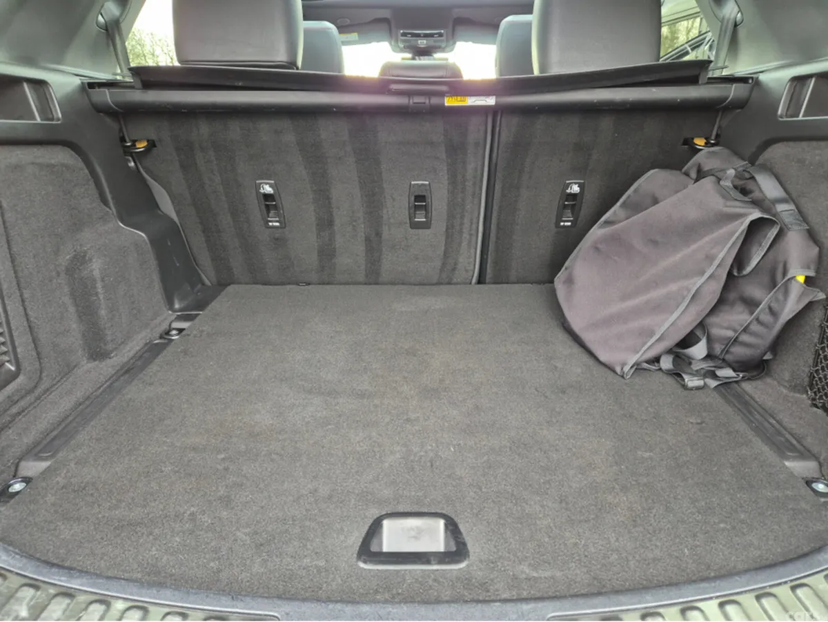 Land Rover Discovery Sport Estate, Petrol Hybrid, 2023, Black