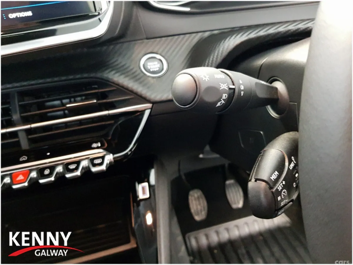 Peugeot 208 Hatchback, Petrol, 2025, Grey