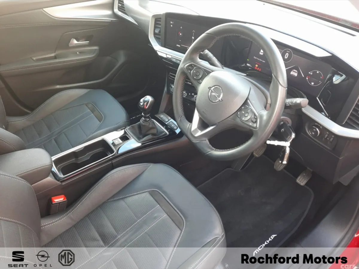 Opel Mokka MPV, Petrol, 2023, Red