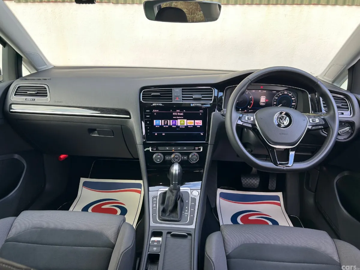 Volkswagen Golf Hatchback, Petrol, 2018, Blue