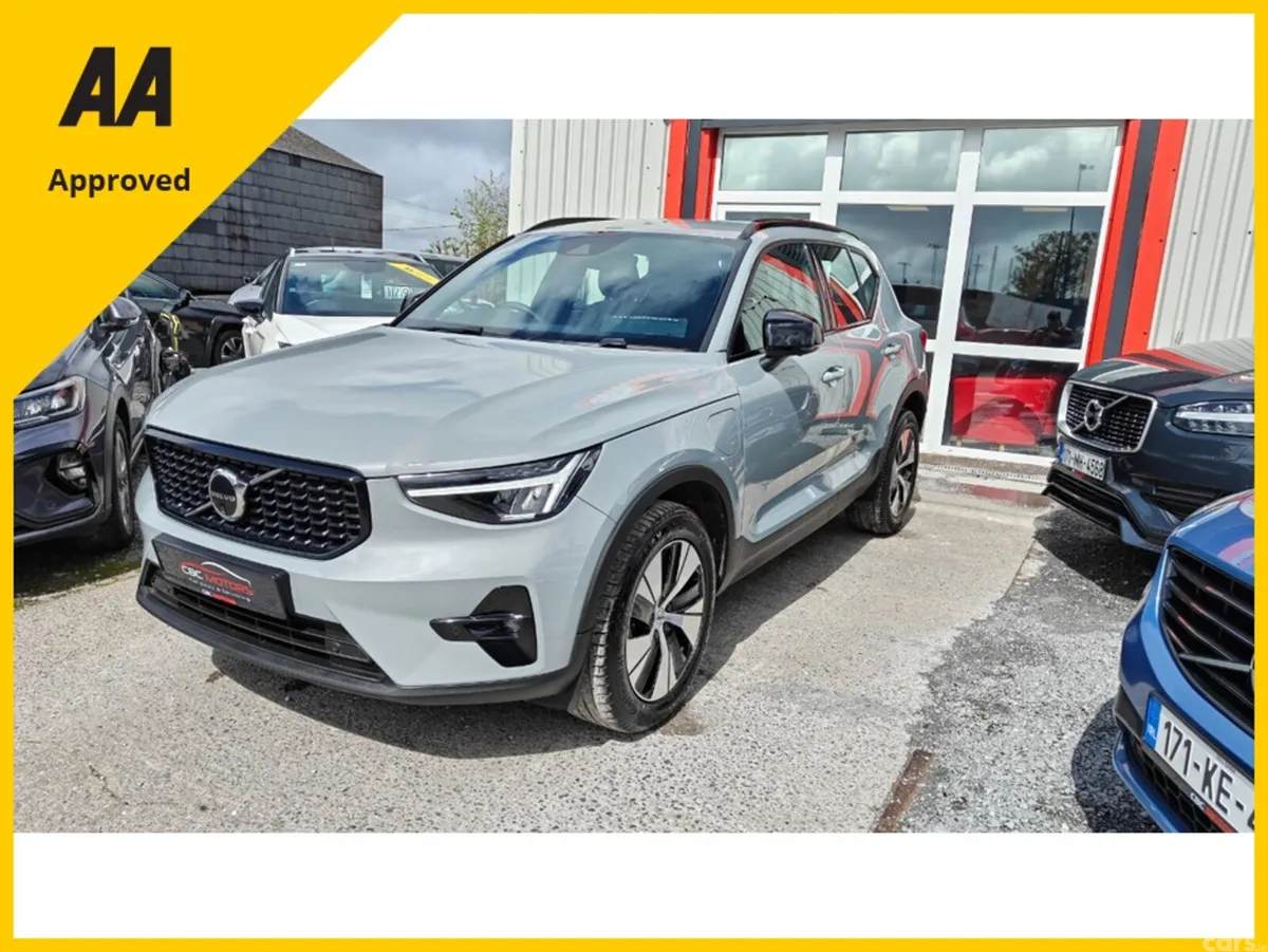 Volvo XC40 SUV, Petrol Plug-in Hybrid, 2023, Grey
