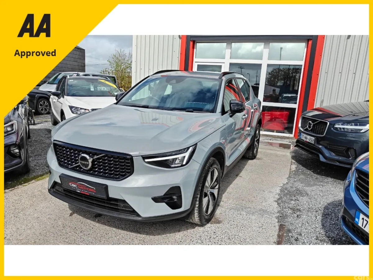 Volvo XC40 SUV, Petrol Plug-in Hybrid, 2023, Grey