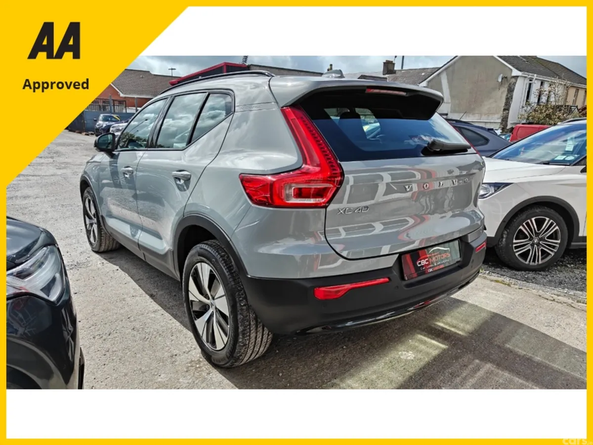Volvo XC40 SUV, Petrol Plug-in Hybrid, 2023, Grey