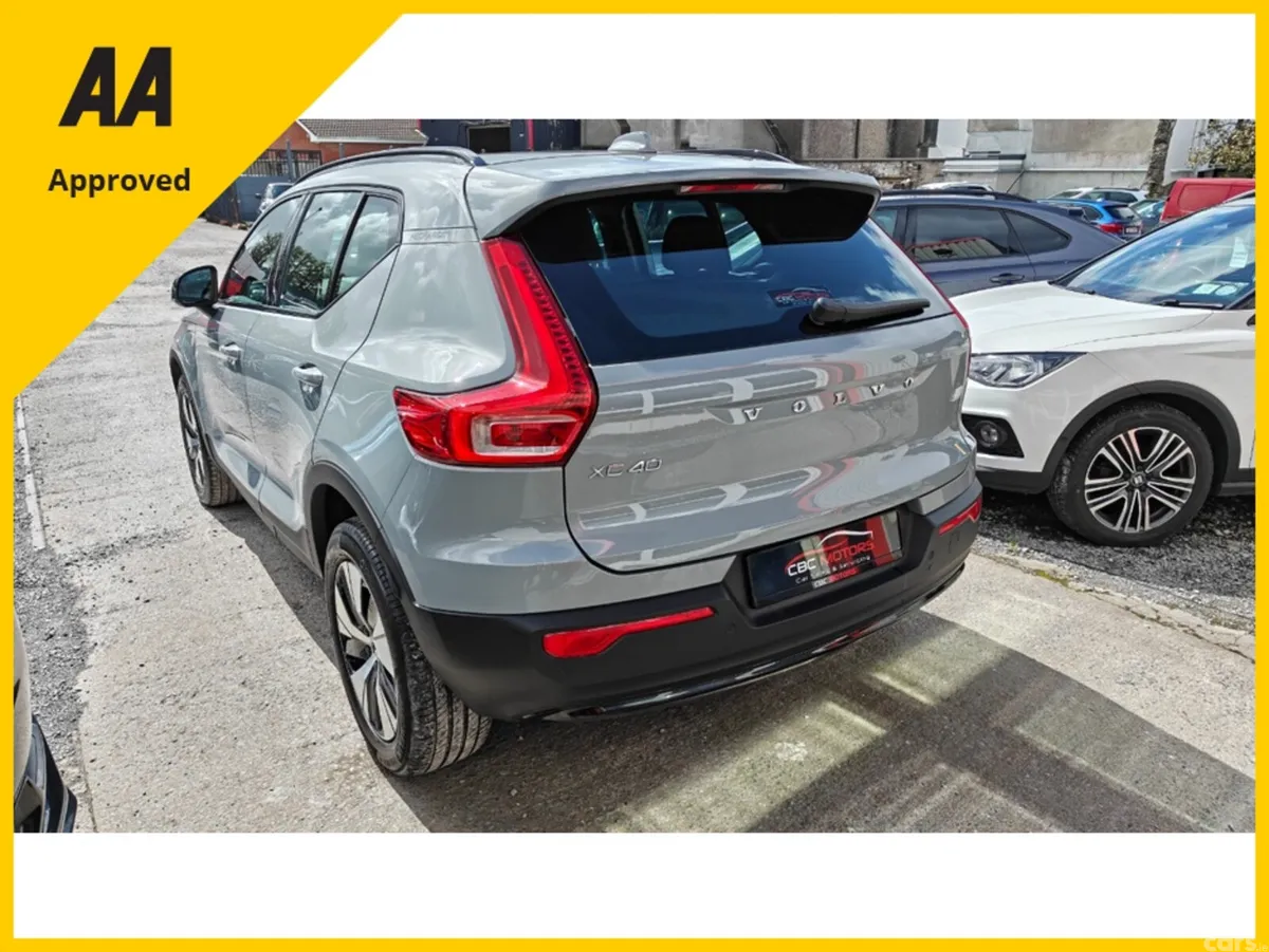 Volvo XC40 SUV, Petrol Plug-in Hybrid, 2023, Grey