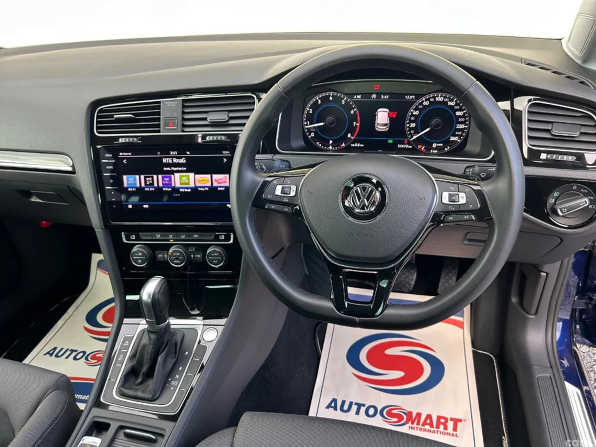 Volkswagen Golf Hatchback, Petrol, 2018, Blue