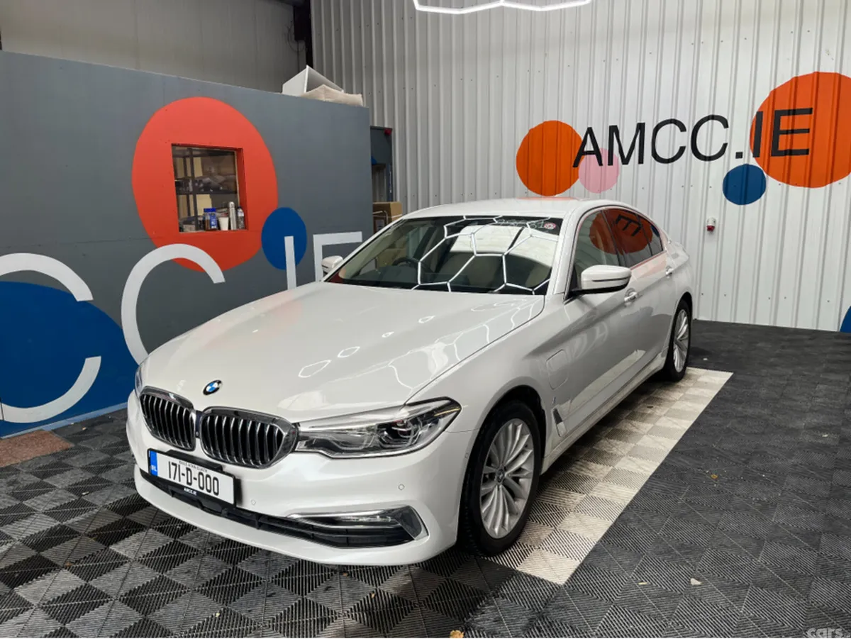 BMW 5-Series Saloon, Petrol Plug-in Hybrid, 2017, White