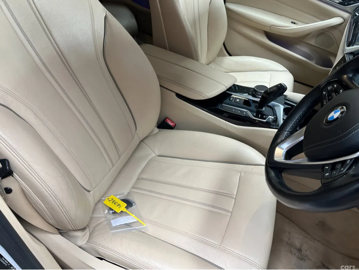BMW 5-Series Saloon, Petrol Plug-in Hybrid, 2017, White