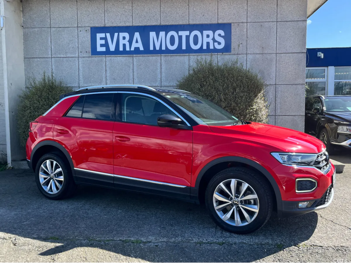 Volkswagen T-Roc SUV, Diesel, 2021, Red