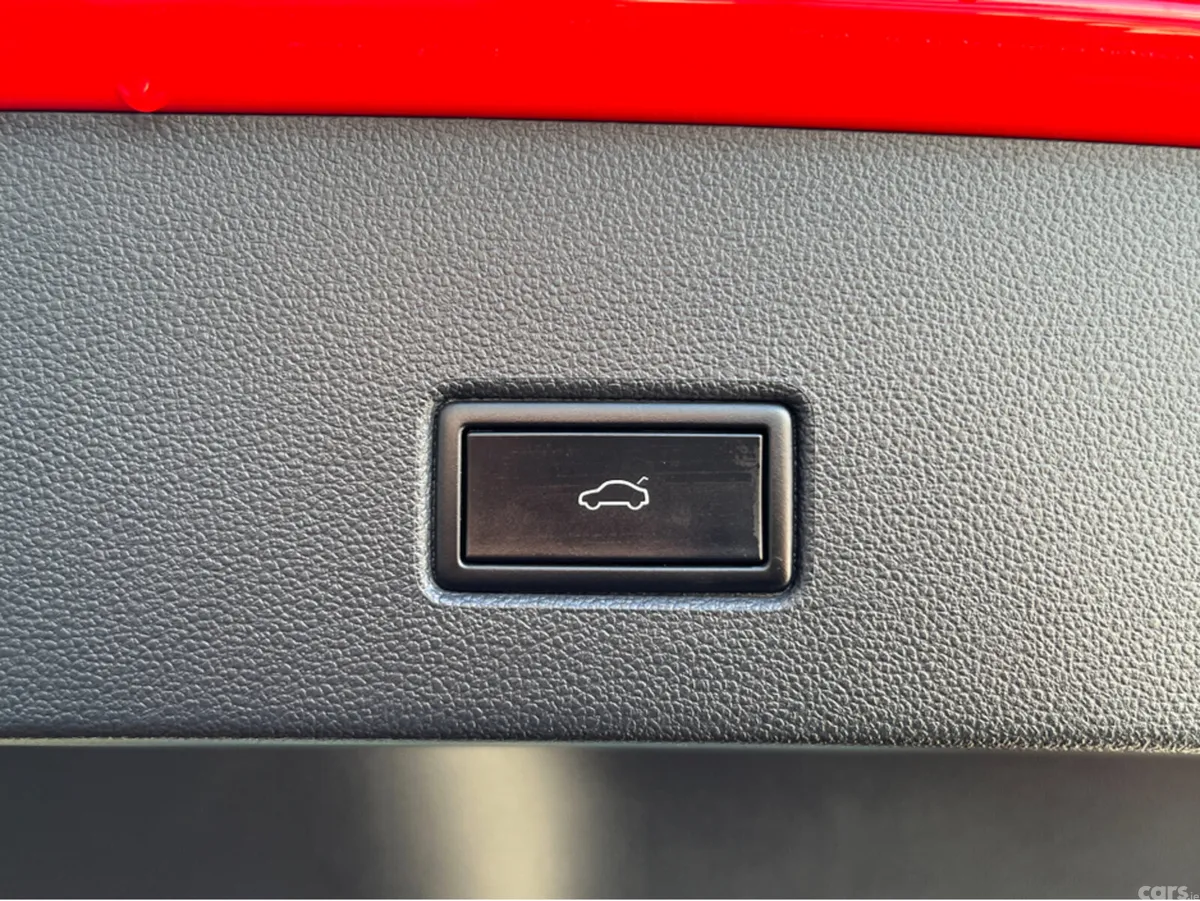 Volkswagen T-Roc SUV, Diesel, 2021, Red