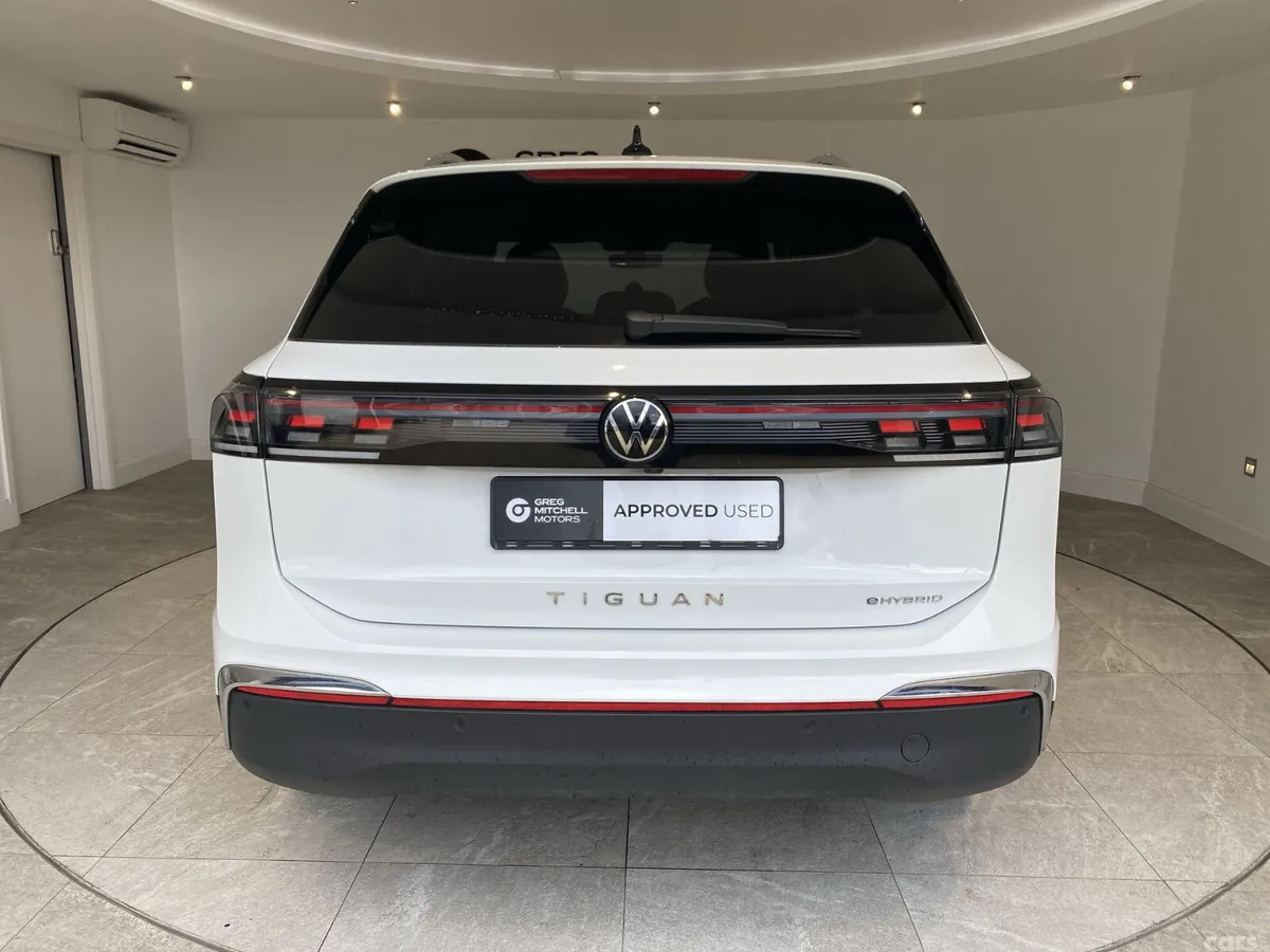 Volkswagen Tiguan SUV, Petrol Hybrid, 2024, White