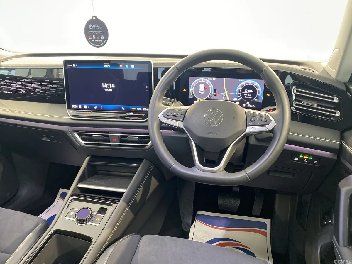 Volkswagen Tiguan SUV, Petrol Hybrid, 2024, White