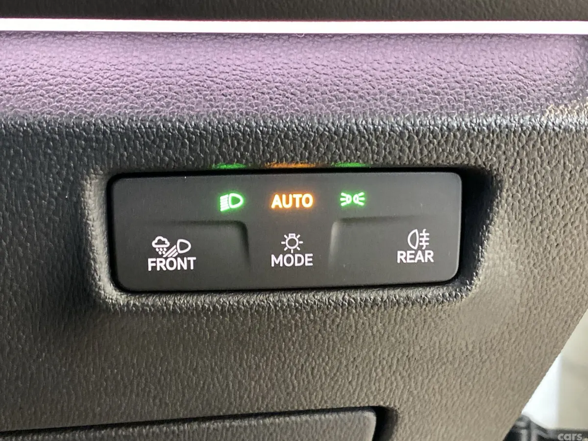 Volkswagen Tiguan SUV, Petrol Hybrid, 2024, White