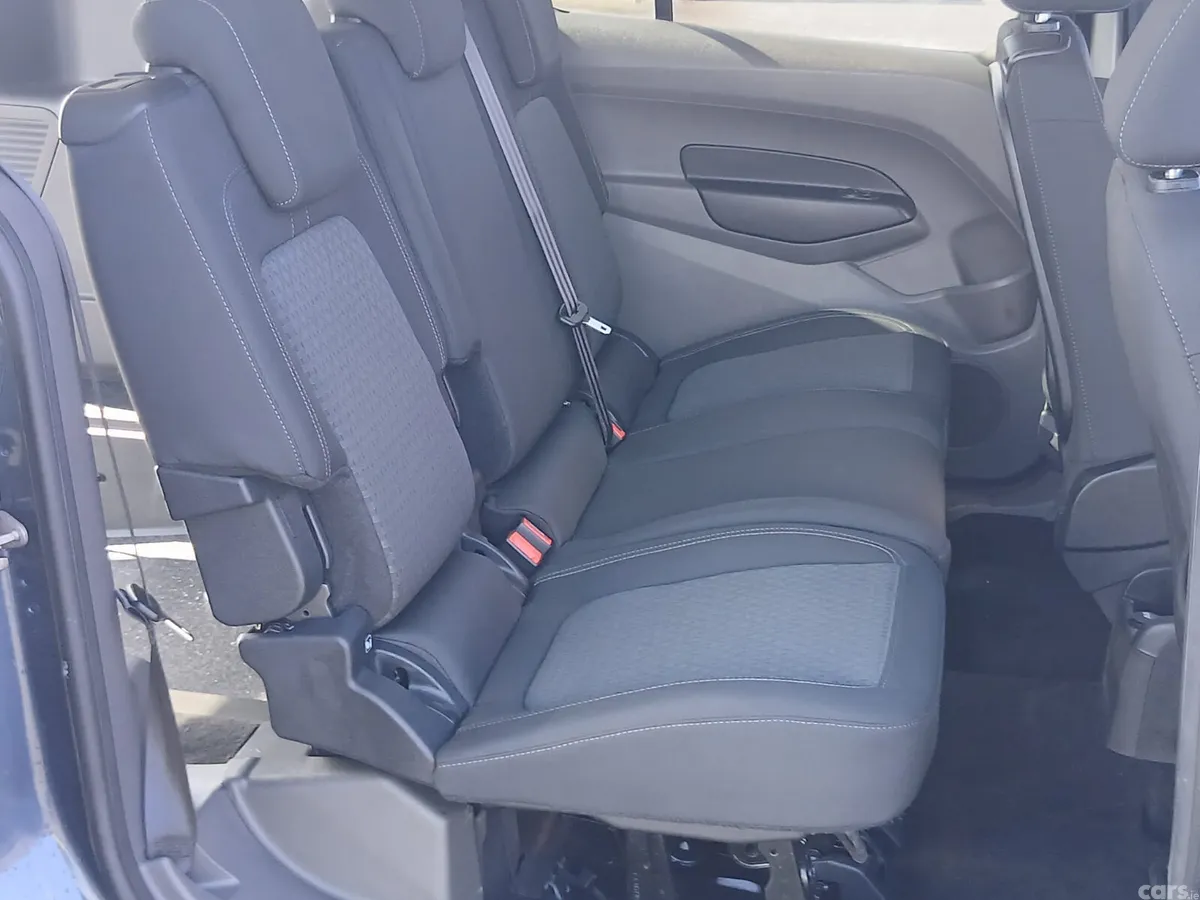 Ford Tourneo Connect MPV, Diesel, 2022, Blue