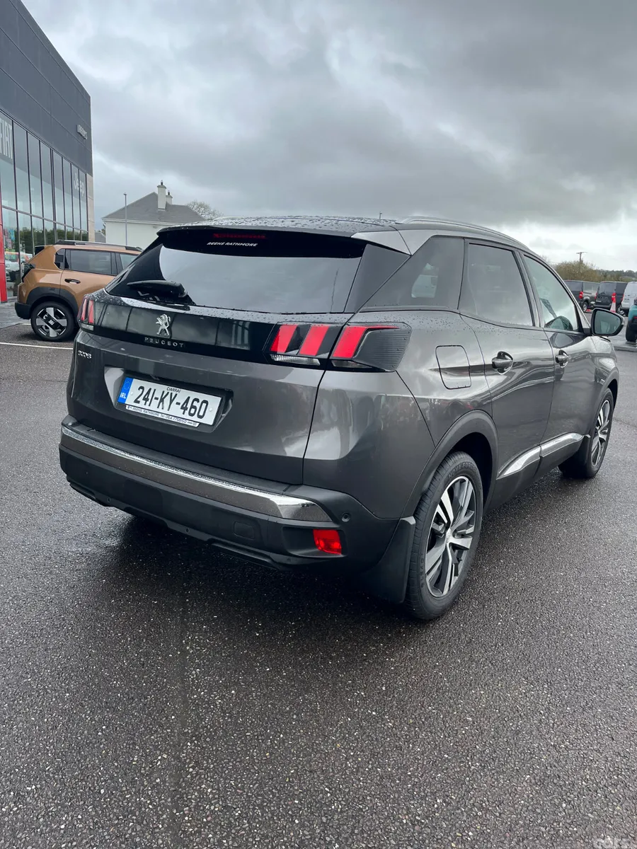 Peugeot 3008 MPV, Diesel, 2024, Grey