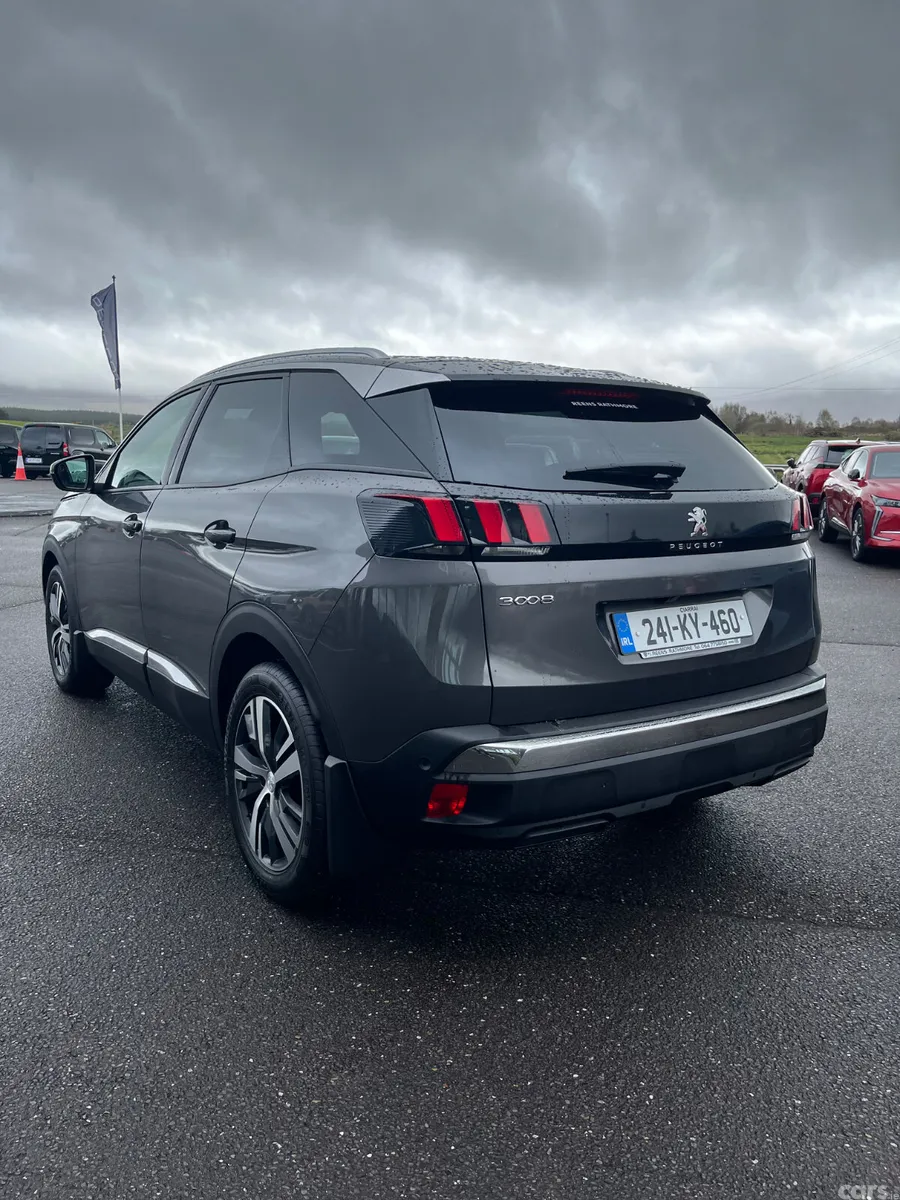 Peugeot 3008 MPV, Diesel, 2024, Grey