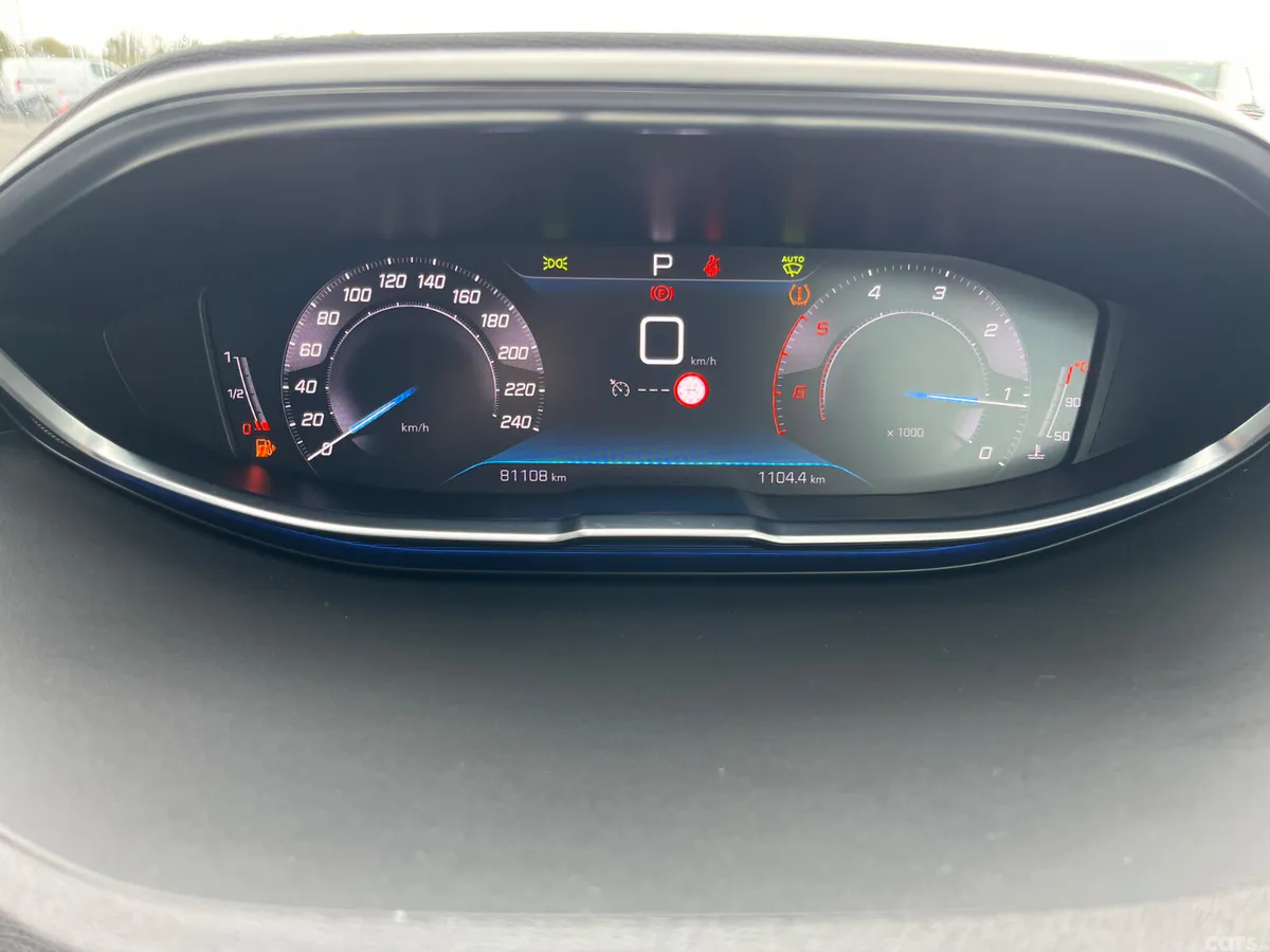 Peugeot 3008 MPV, Diesel, 2024, Grey