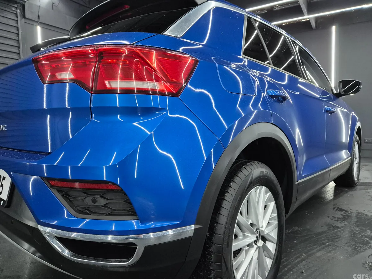 Volkswagen T-Roc SUV, Diesel, 2021, Blue