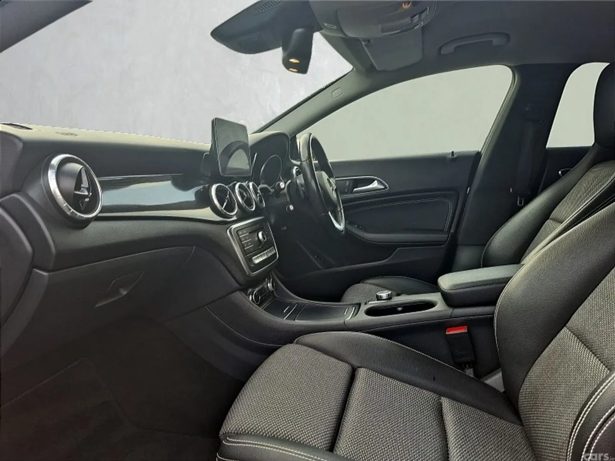 Mercedes-Benz CLA Saloon, Petrol, 2018, Black