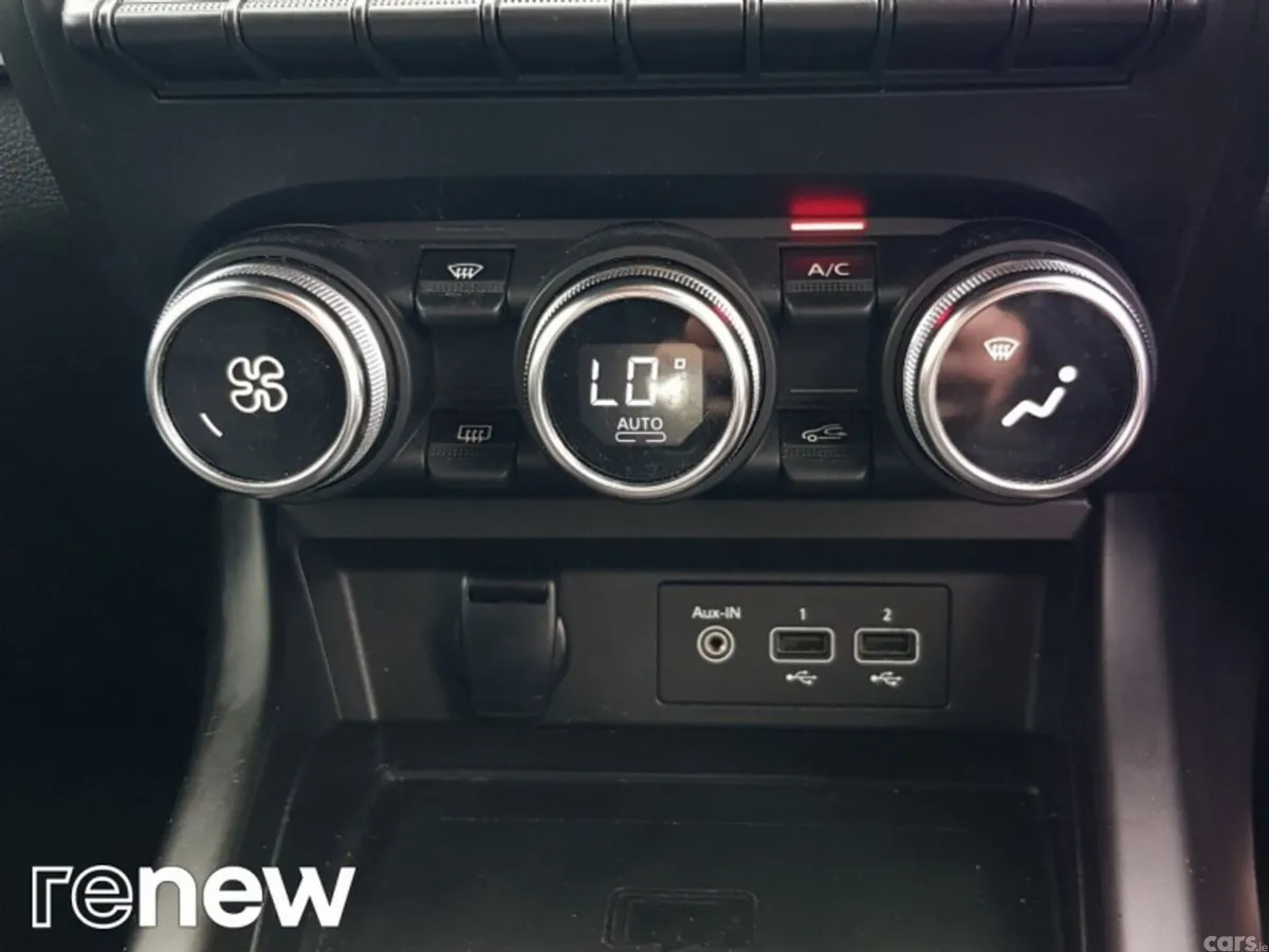 Renault Arkana Hatchback, Petrol, 2022, White