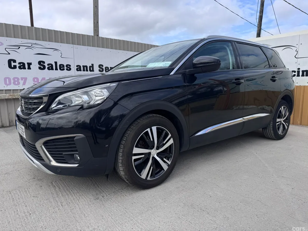 Peugeot 5008 MPV, Petrol, 2019, Black